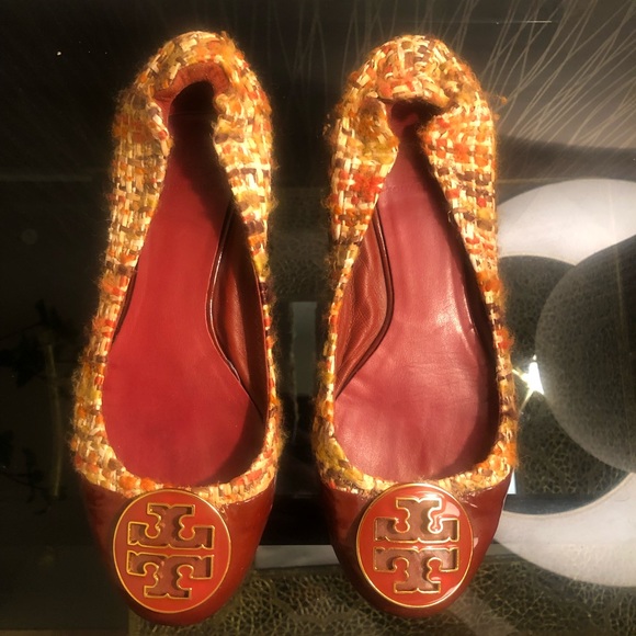 Tory Burch Serena Tweed and Leather Ballet Flats - Picture 2 of 10